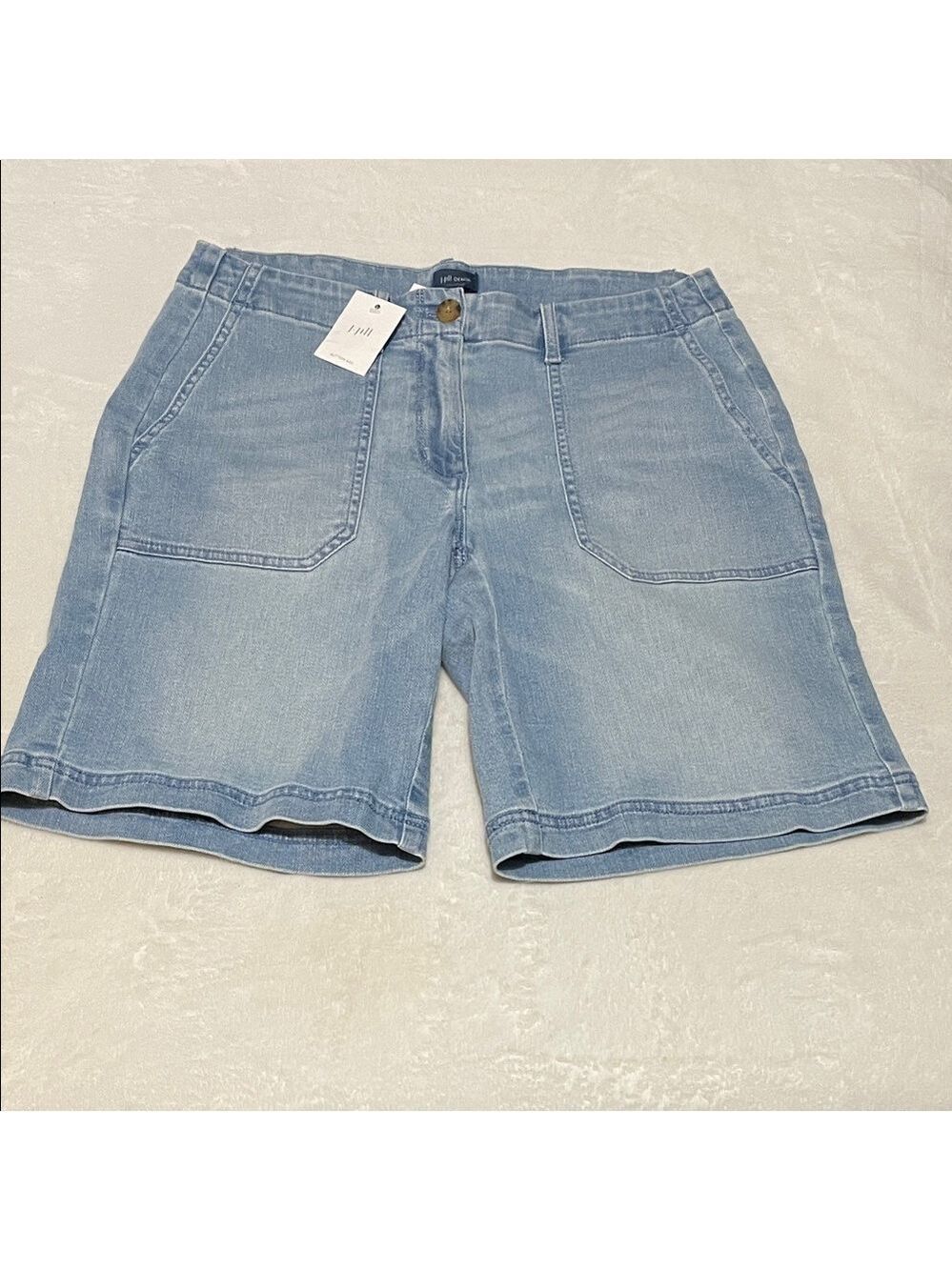 J. Jill Light Blue Patch Pocket Denim Jean Shorts Sz 6 - Picture 2 of 11